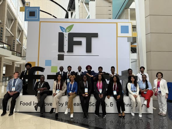 IFT 2025 Group Photo